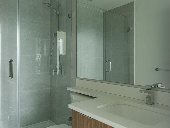 4th image of 699 Whiting Way #2101