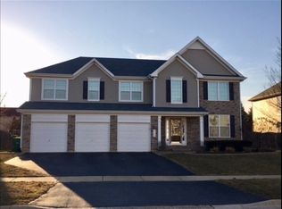 428 Red Cedar Rd, Lake Villa, IL 60046