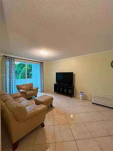 17145 N Bay Rd #4301 Photo 1