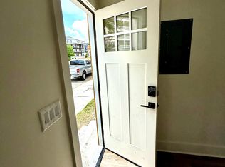68 Lee St #A, Charleston, SC 29403