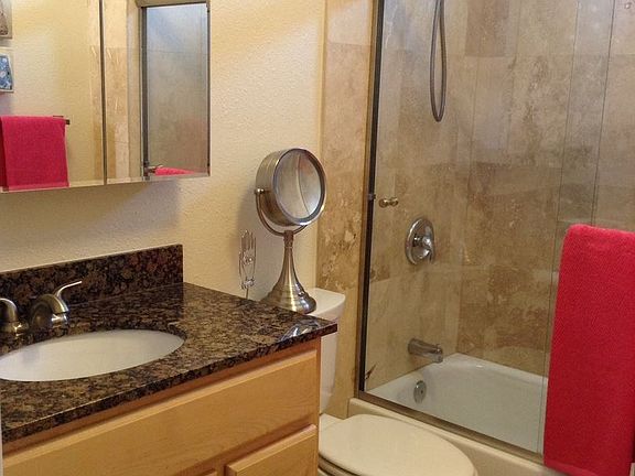 3rd image of 7440 Mesa College Dr Unit 5
