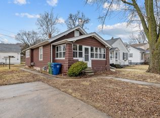 204 Adams Pl, Clinton, IA 52732