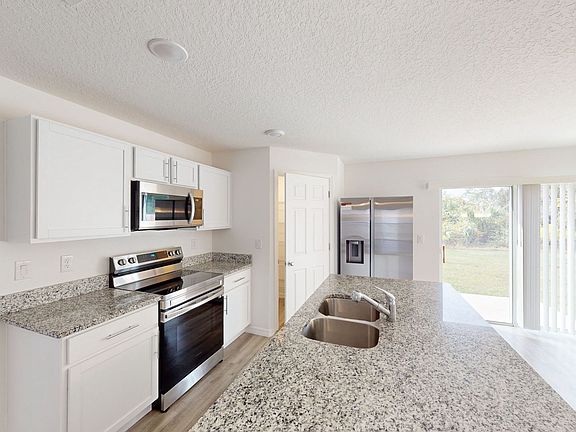 2nd image of 3 Riverdale Ln
