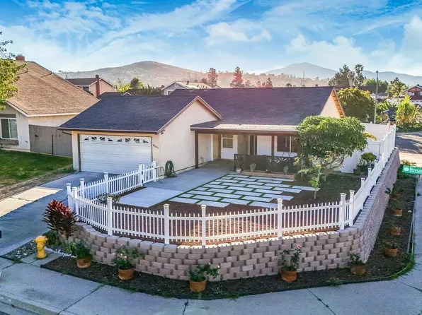 8301 Blossom Hill Dr, Lemon Grove, CA 91945