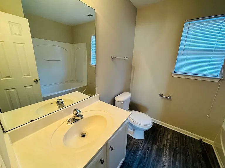 5420 Henderson Oaks Dr — Photo 10