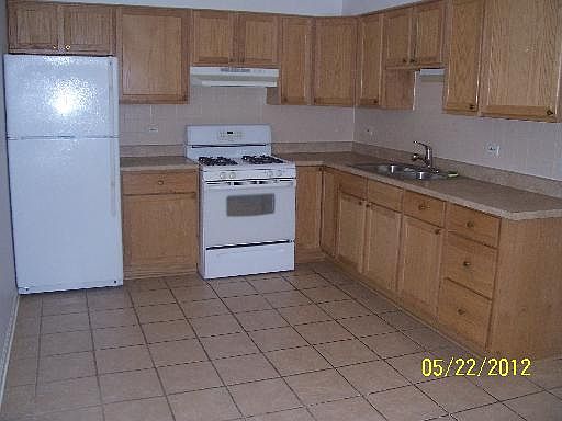 2nd image of 703 E Fullerton Ave APT 108