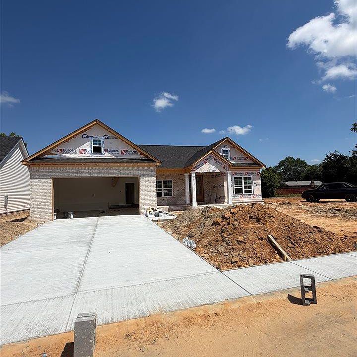 1st image of 3013 Fincher Dr