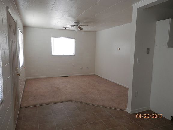 3rd image of 915 S Platinum Ave
