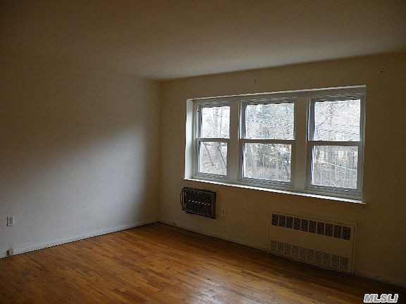 5th image of 30 Pearsall Ave APT 3D