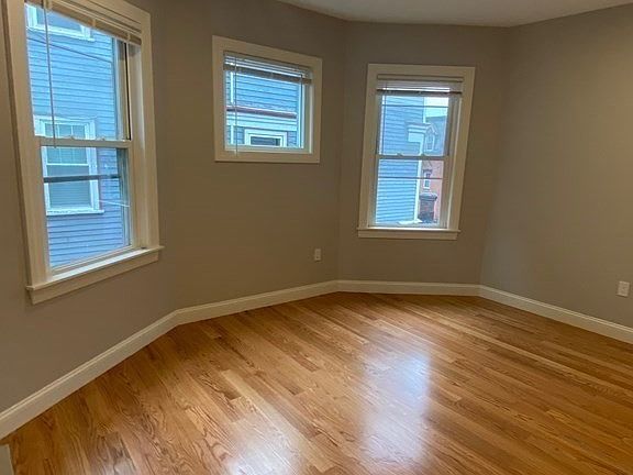 3rd image of 101 Pleasant St #3