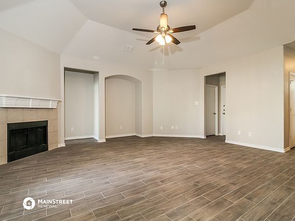 3rd image of 2109 Windsor Farms Dr
