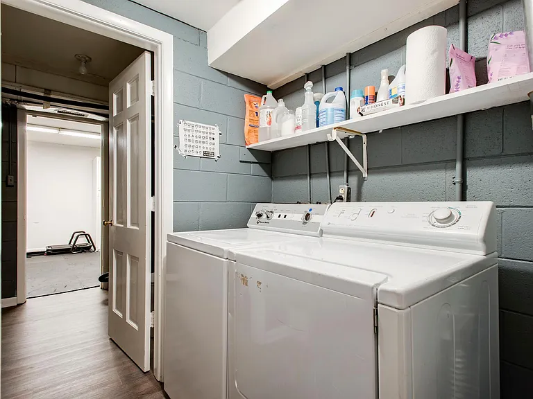1745 Kingsbury Dr — Photo 42
