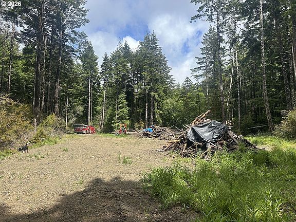 4th image of Cedar Hollow Rd