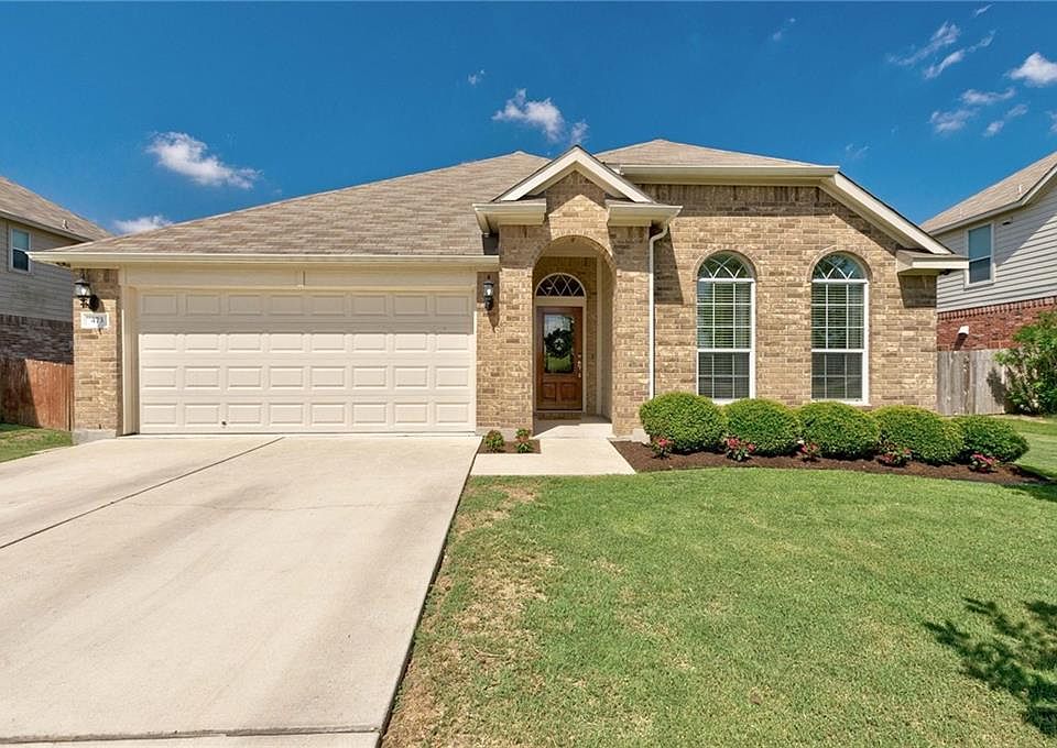 1st image of 473 Sweet Gum Dr