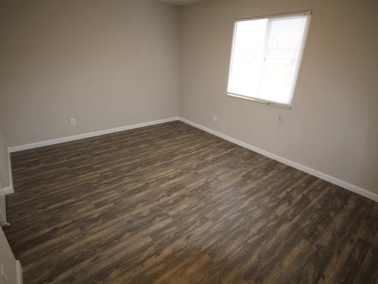 451 Alden Ave — Photo 36