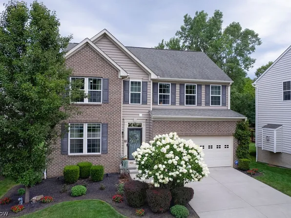 167 Park View Ct, Peninsula, OH 44264