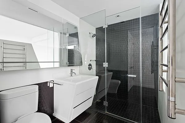 Rented by Compass | media 13