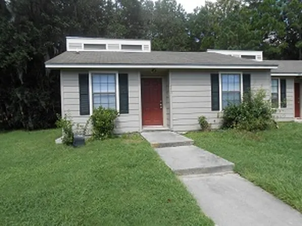 415 Admirals Walk Dr, Saint Marys, GA 31558
