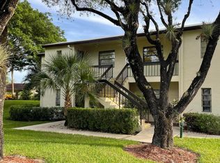 8435 Casa Del Lago #B, Boca Raton, FL 33433