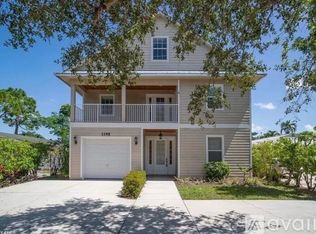 1195 Creech Rd, Naples, FL 34103