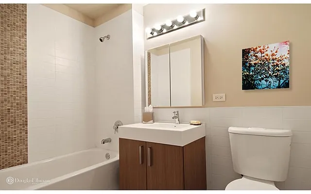 Rented by Douglas Elliman | media 21