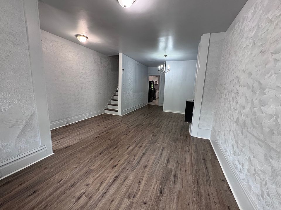 1st image of 1323 Berryhill St #1
