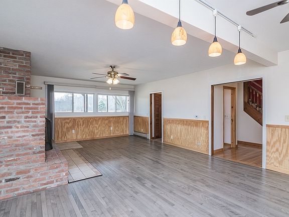 5th image of 89 Potwine Ln