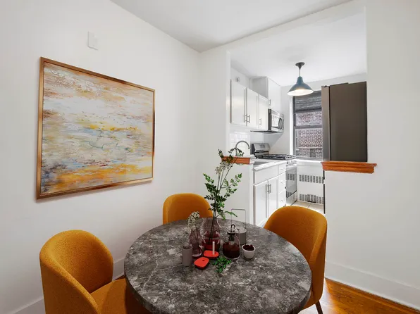 2420 Morris Avenue image 5 of 6