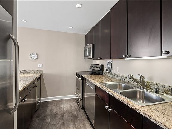 3rd image of 30 E Huron St APT 3802
