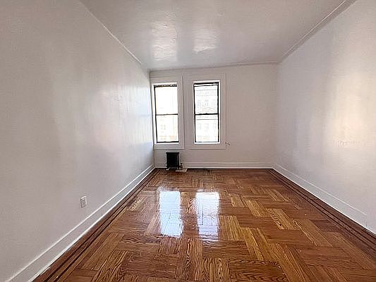 5th image of 2530 Ocean Ave #B3