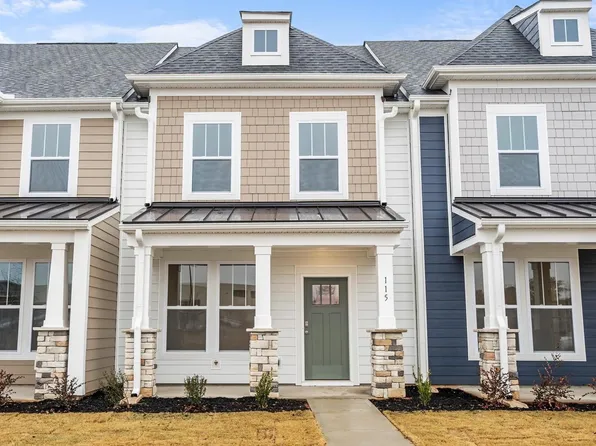 115 Dalmatian Dr, Spartanburg, SC 29307