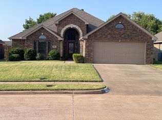 5625 Ross Creek Ln, Wichita Falls, TX 76310
