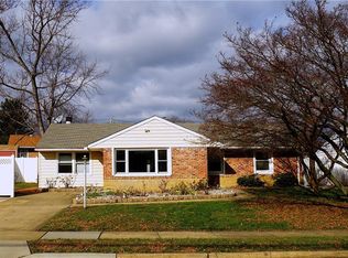 39 Gurley Rd, Edison, NJ 08817