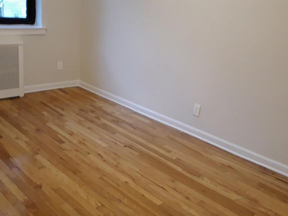 3rd image of 14739 73rd Ave #2bmnd