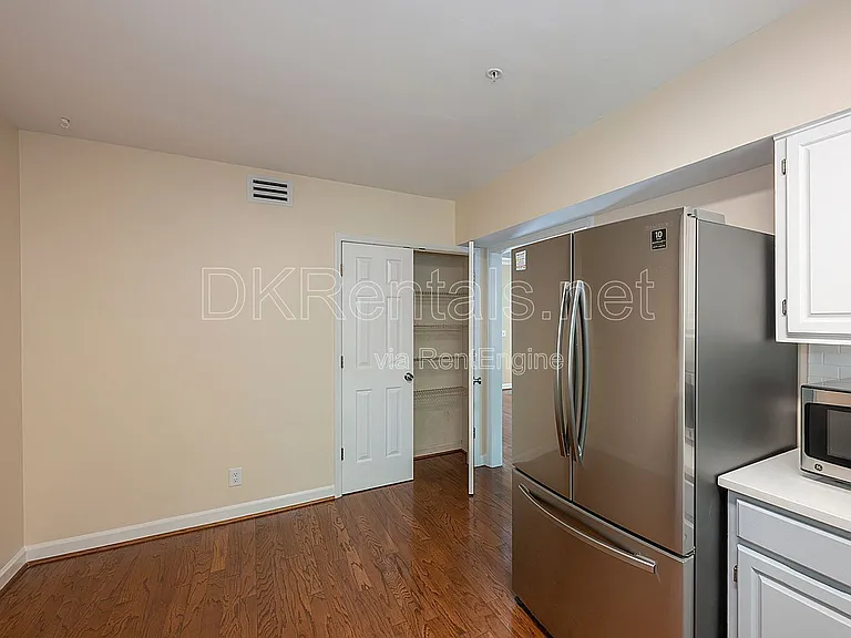 103 Ashling SE — Photo 12