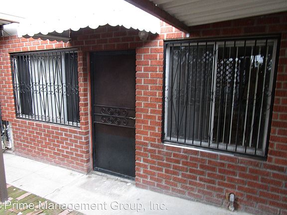 3rd image of 6231 Greenleaf Ave APT B