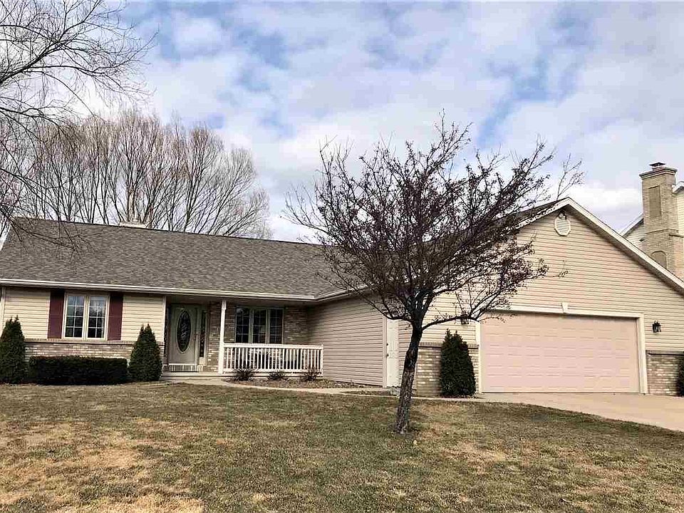 1st image of 1326 Applewood Dr
