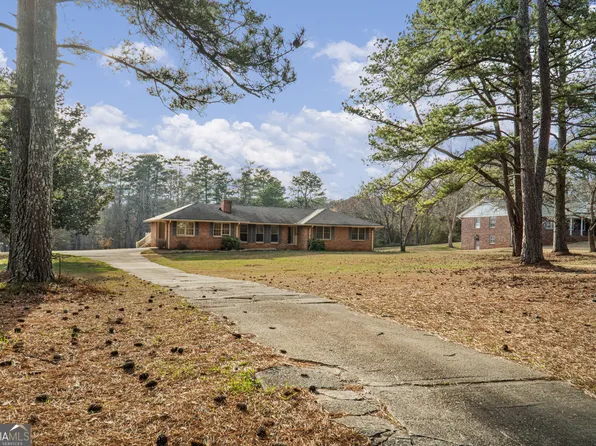 7085 Hobgood Rd, Fairburn, GA 30213