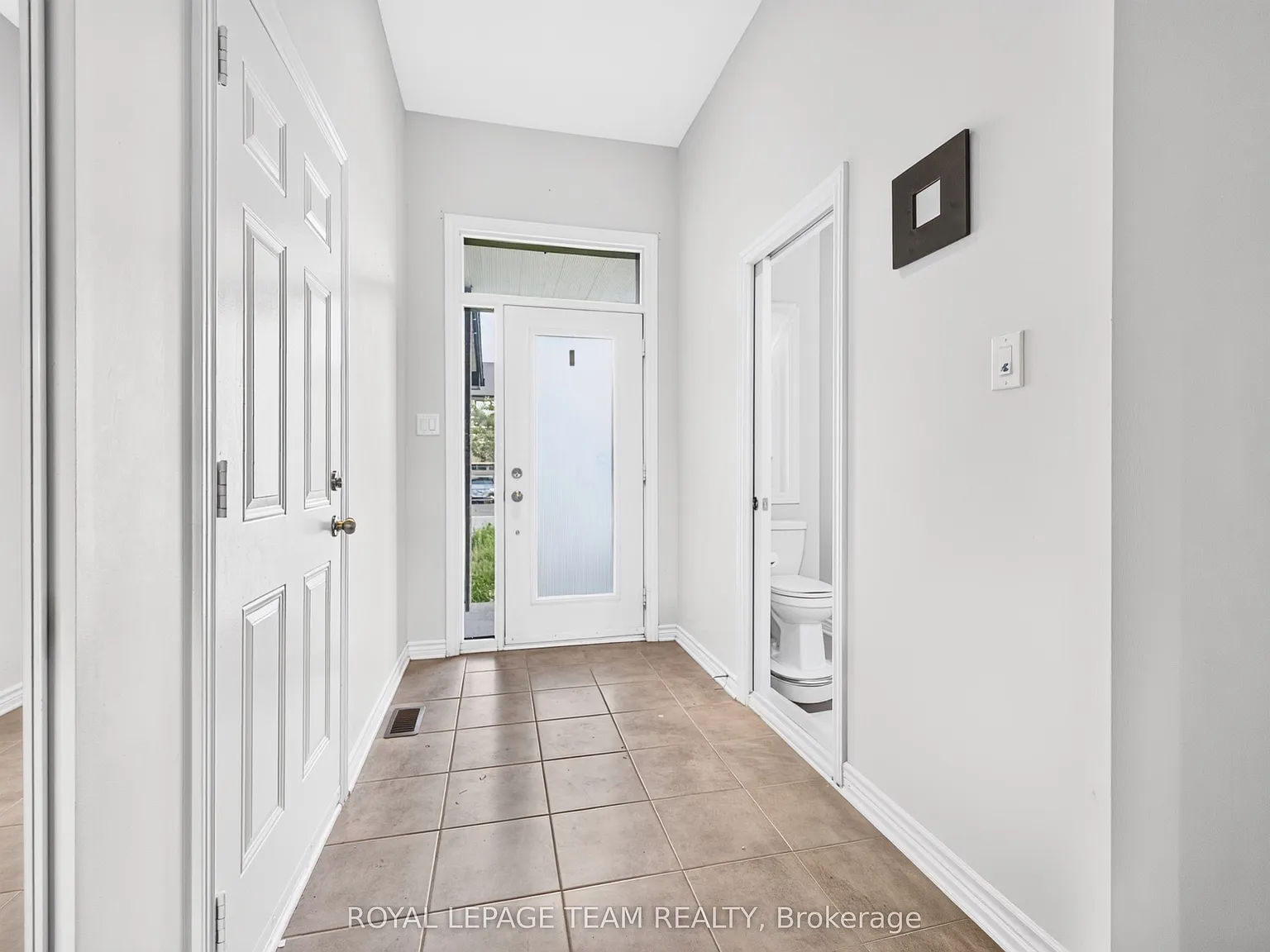 3 bed, $2,850 — Photo 2