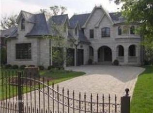 1547 Brandon Rd, Glenview, IL 60025