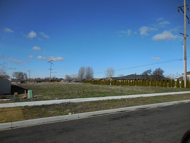 1st image of 1108 Deerhaven Dr