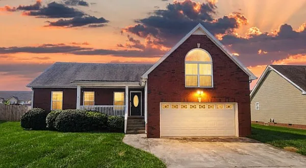 1184 Country Fields Ln — Photo 15