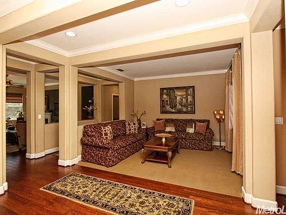 3rd image of 2102 Browning Ct