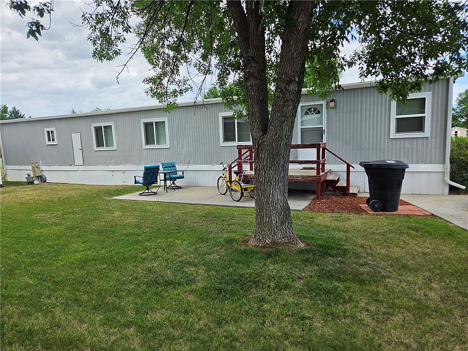 1st image of 63 W Meadow Dr