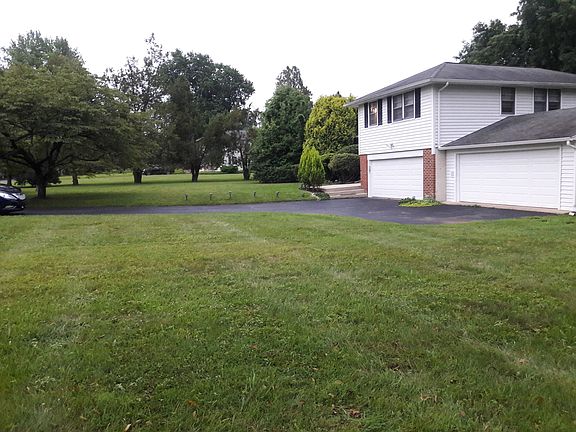 View of sprawing front yard