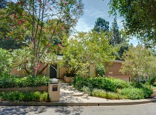 1040 Stoneridge Dr, Pasadena, CA 91105