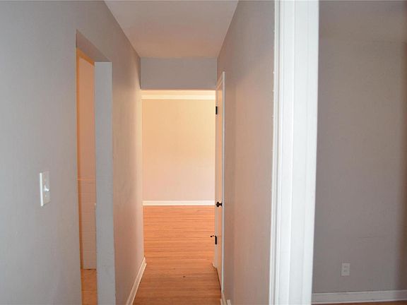 5th image of 243 S Dellwood Dr