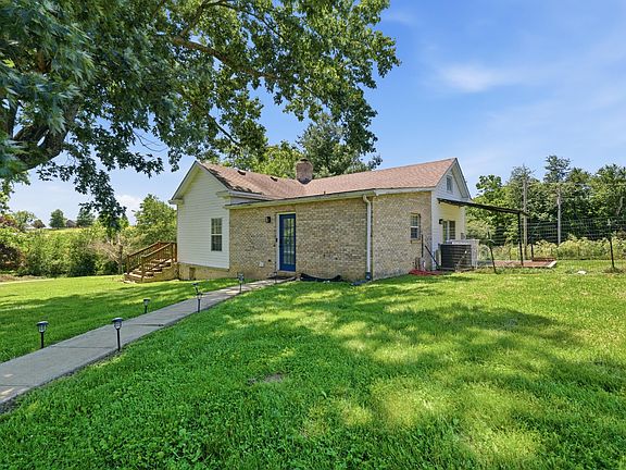 5th image of 82 Windy Ridge Ln