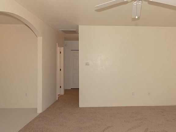 5th image of 1204 N Winstel Blvd Unit 7