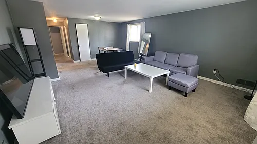 1427-1429 Fallowfield Ave #1427 Photo 1